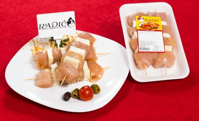 Pileći ražnjić sa sirom